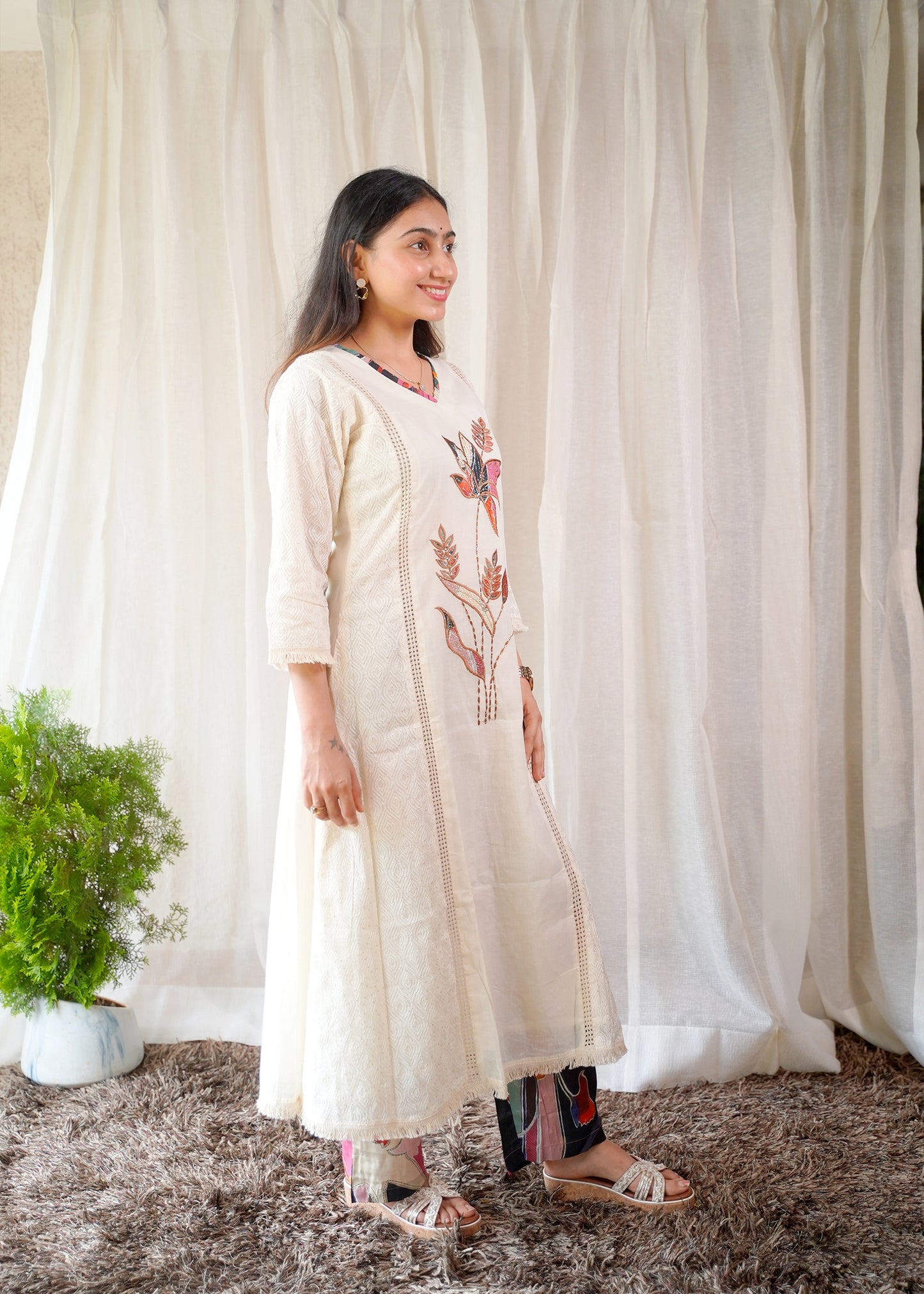 Ivory Floral Hand-Embroidered Kurta Set