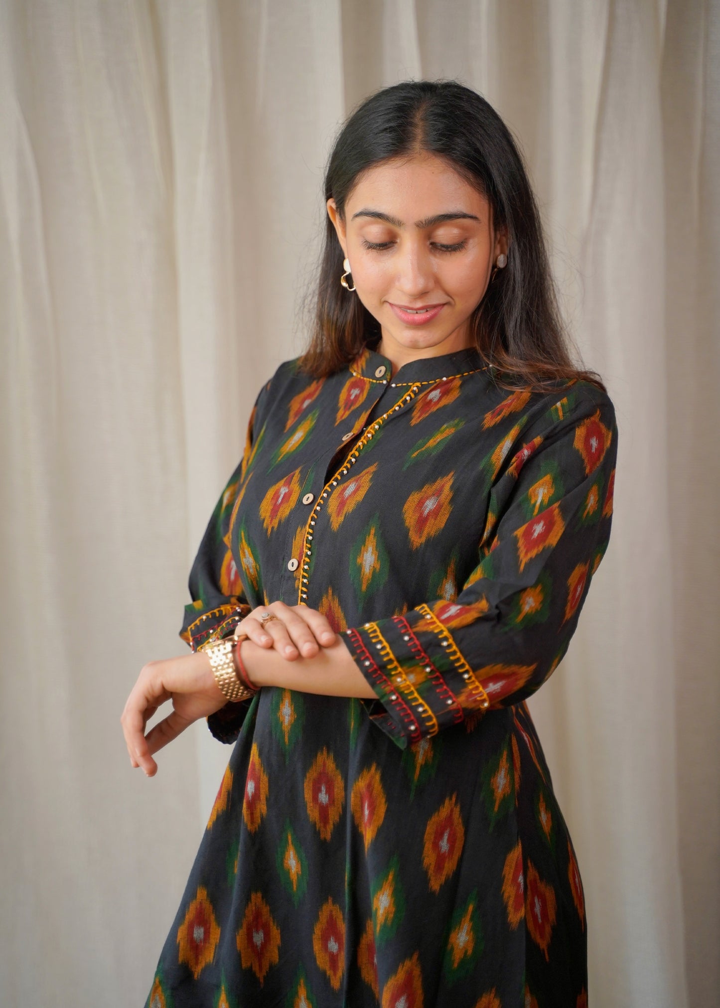 Classic Black Pure Ikkat Coordset