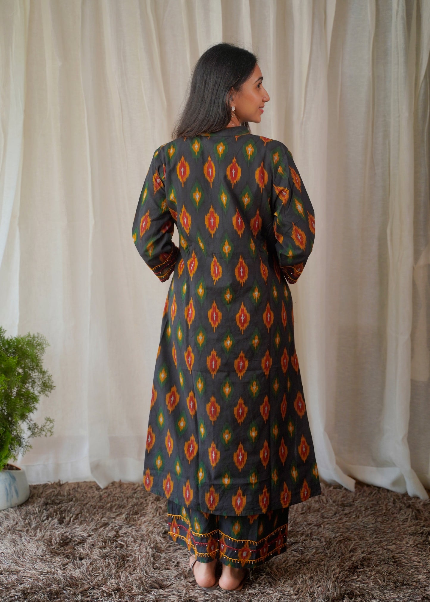 Classic Black Pure Ikkat Coordset